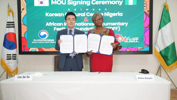 AFIDFF SIGNS MoU WITH KOREAN CULTURAL CENTRE ABUJA, BIDS DIRECTOR LEE FAREWELL.